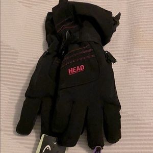 New Women’s Ski Gloves